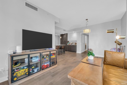 211-677 41St Avenue W, Vancouver, BC 