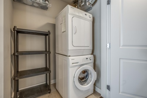 210-5099 Springs Boulevard, Delta, BC 