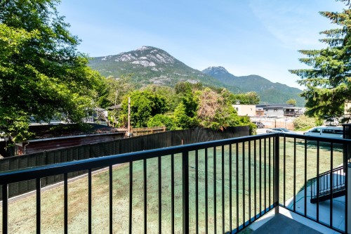 38891 Garibaldi Avenue, Squamish, BC 