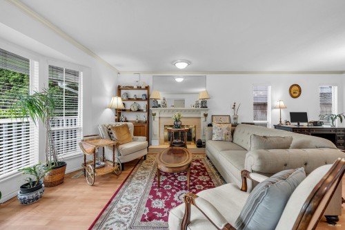 9220 Laka Drive, Richmond, BC 