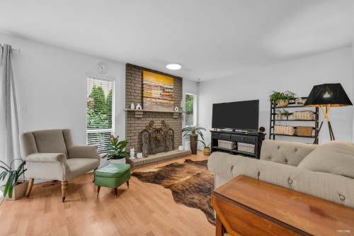 9220 Laka Drive, Richmond, BC 