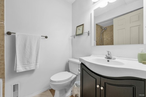 9220 Laka Drive, Richmond, BC 