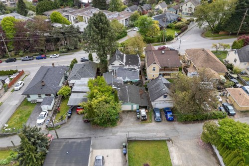 451 Eighth Avenue E, New Westminster, BC 