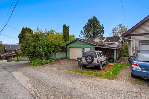 451 Eighth Avenue E, New Westminster, BC 