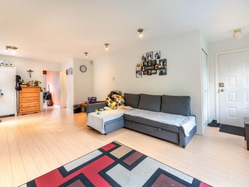 2216 41St Avenue E, Vancouver, BC 