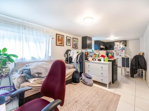 2216 41St Avenue E, Vancouver, BC 