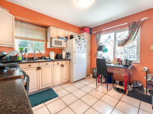 2216 41St Avenue E, Vancouver, BC 