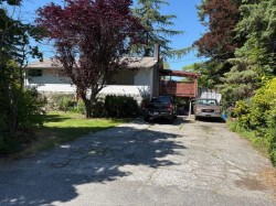 23315 122 Avenue  Maple Ridge, BC V2X 3Y5