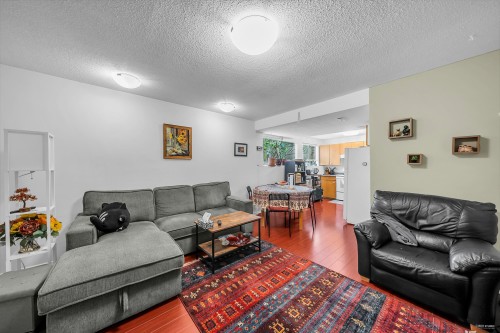 1112 Hansard Crescent, Coquitlam, BC 