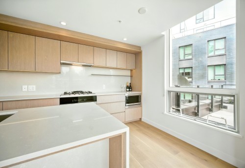 315-5212 Cambie Street, Vancouver, BC 