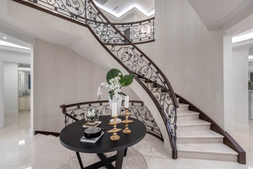 795 Andover Crescent, West Vancouver, BC 