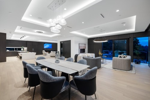 449 Hillcrest Street, West Vancouver, BC 