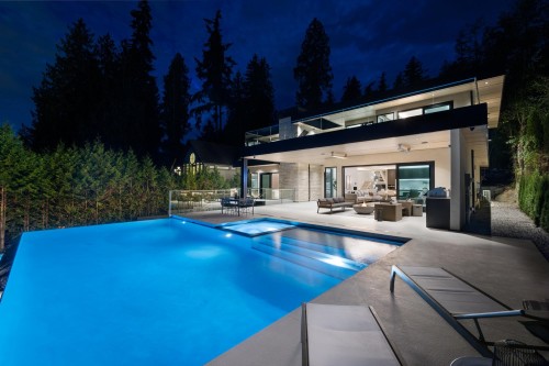 449 Hillcrest Street, West Vancouver, BC 