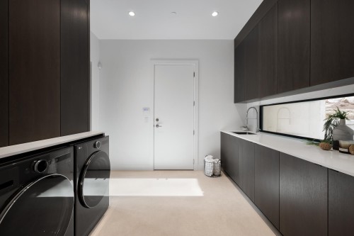 449 Hillcrest Street, West Vancouver, BC 