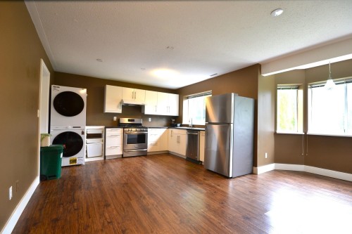 15 Parkwood Place, Port Moody, BC 