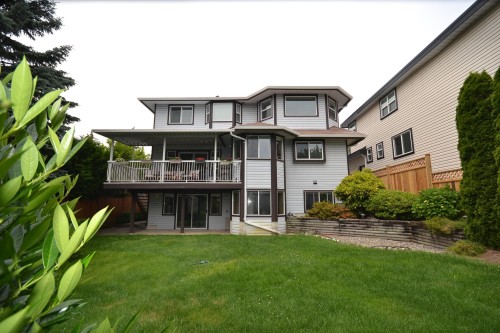 15 Parkwood Place, Port Moody, BC 