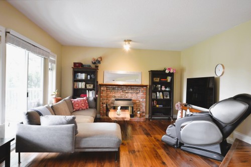 15 Parkwood Place, Port Moody, BC 