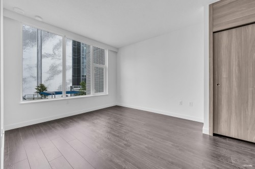 815-8611 Hazelbridge Way, Richmond, BC 