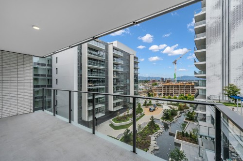 815-8611 Hazelbridge Way, Richmond, BC 