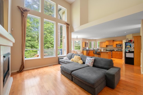 3305 Chartwell Grn, Coquitlam, BC 
