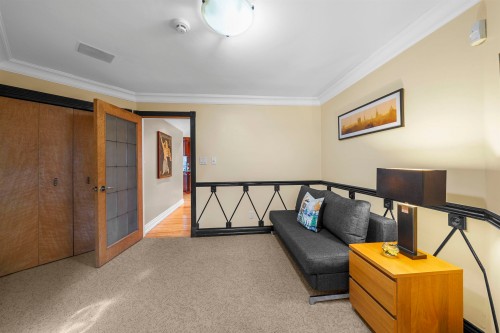 1130 Ironwork Passage, Vancouver, BC 