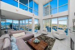 280X-4400 Buchanan Street  Burnaby, BC V5C 0E3