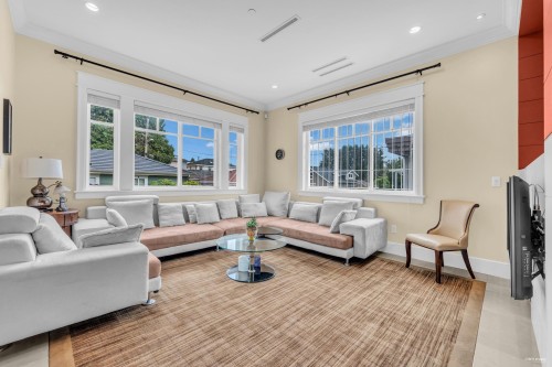 6562 Fremlin Street, Vancouver, BC 