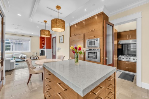 6562 Fremlin Street, Vancouver, BC 