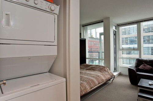 706-928 Beatty Street, Vancouver, BC 