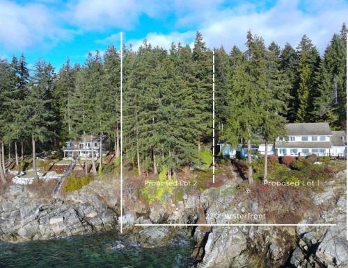 2525 Lower Road, Roberts Creek, BC 