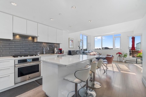 702-3451 Sawmill Crescent, Vancouver, BC 