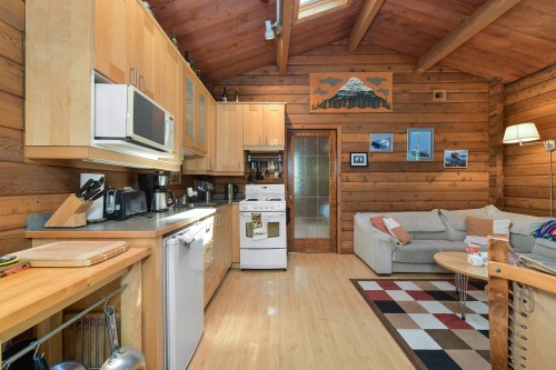 177 Mariners Way, Mayne Island, BC 