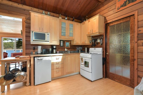 177 Mariners Way, Mayne Island, BC 