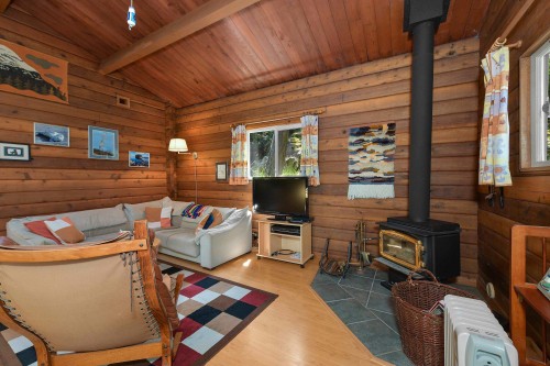 177 Mariners Way, Mayne Island, BC 