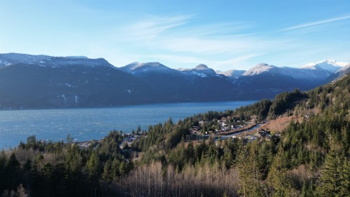 1121 Copper Drive, Squamish, BC 