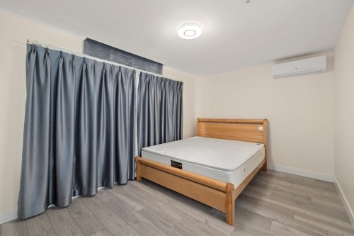 6823 Killarney Street, Vancouver, BC 