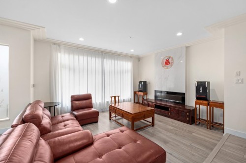 6823 Killarney Street, Vancouver, BC 