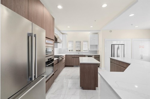 6823 Killarney Street, Vancouver, BC 