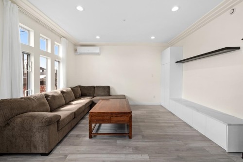 6823 Killarney Street, Vancouver, BC 