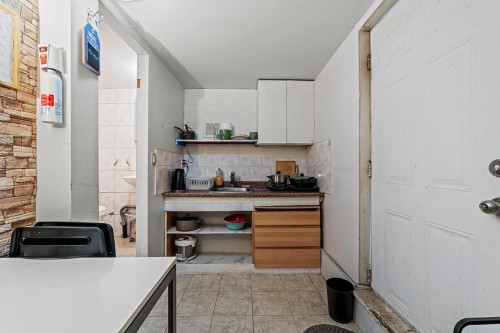 4867 Chatham Street, Vancouver, BC 