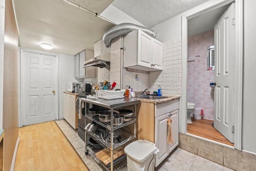 4867 Chatham Street, Vancouver, BC 