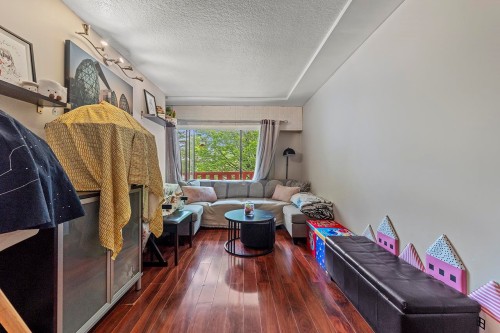 4867 Chatham Street, Vancouver, BC 