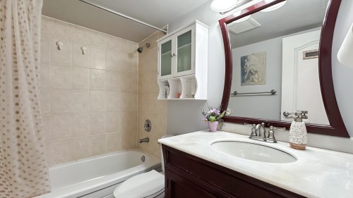 605-555 13Th Street, West Vancouver, BC 