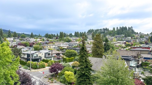 605-555 13Th Street, West Vancouver, BC 