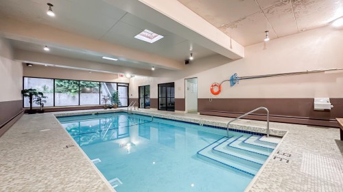 605-555 13Th Street, West Vancouver, BC 