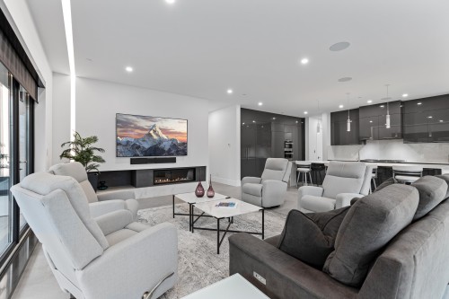 184 Kinsey Drive, Port Moody, BC 