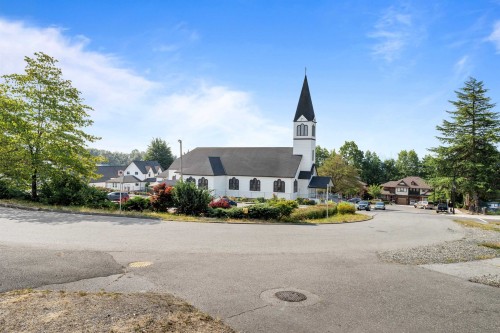 316 Laval Square, Coquitlam, BC 