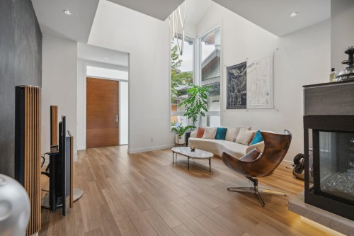 18-9055 Dayton Avenue, Richmond, BC 