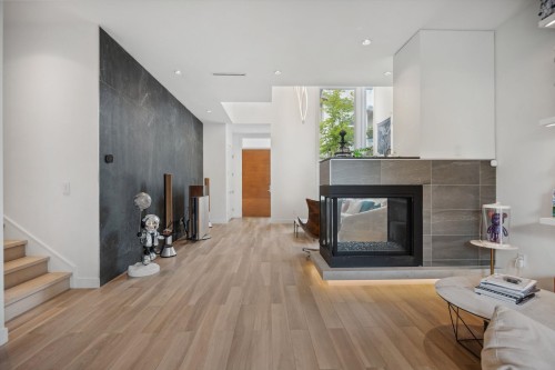 18-9055 Dayton Avenue, Richmond, BC 