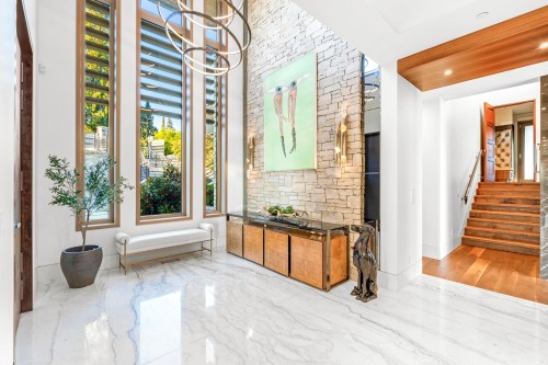 1036 Eyremount Drive, West Vancouver, BC 